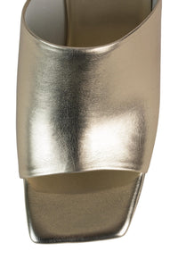 CAVIAR LIGHT GOLD METALLIC