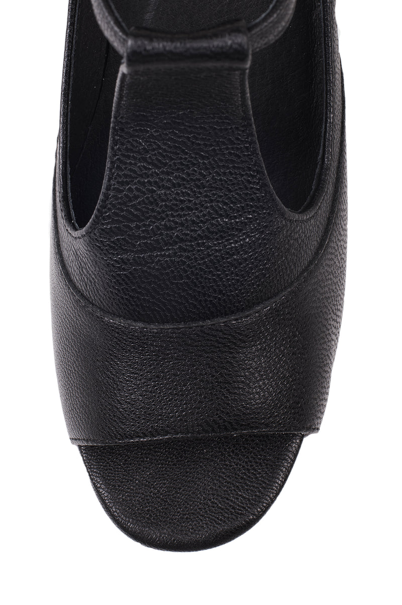 FOXY BLACK LEATHER